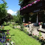 Rainhof 3* Κίτσμπουελ