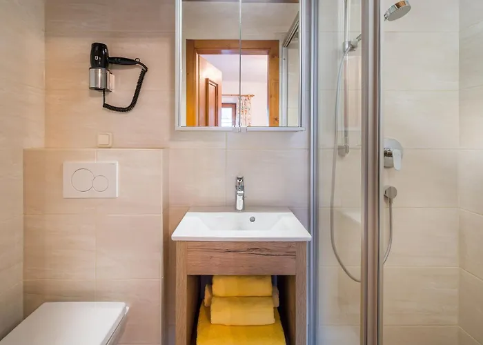 Rainhof לינה וארוחת בוקר