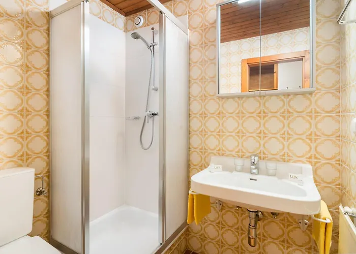 ペンジオーン ラインホフ 4*